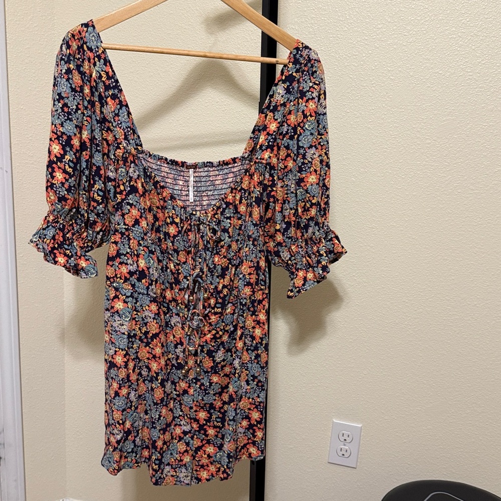 Free people 🌹Floral Puff Sleeve Top - Picture 15 of 17